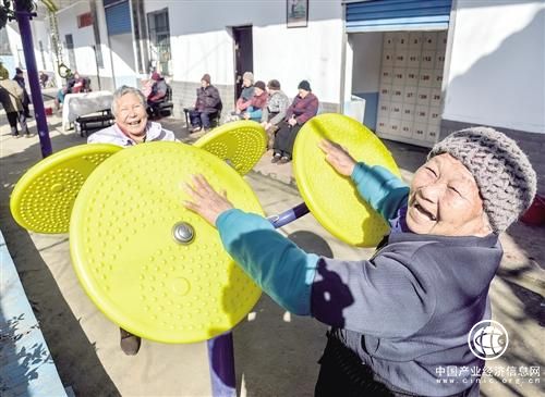 獨守空房無人照料 農村“老有所養(yǎng)”還要再破題