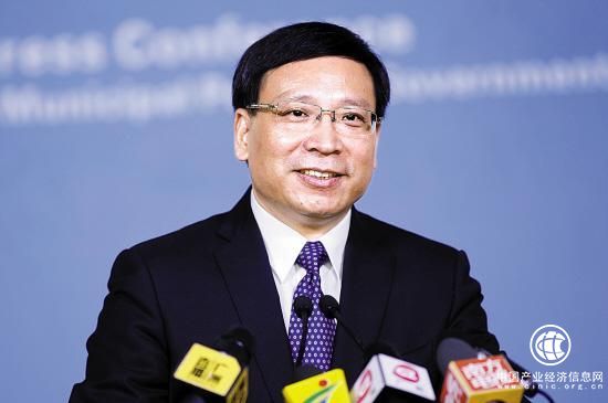 陳如桂任深圳市人民政府副市長(zhǎng)、代理市長(zhǎng)