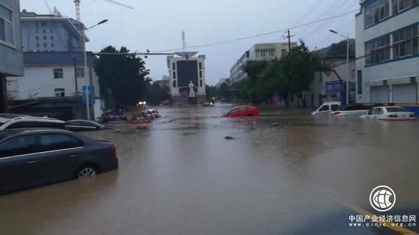 陜西子洲縣遭遇歷史最大汛情：水庫漫頂或潰壩，2萬居民轉(zhuǎn)移