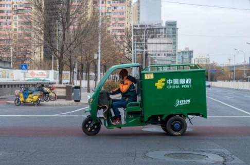 暢通農產品上行和工業(yè)品下行渠道——縣域物流暢 發(fā)展活力足