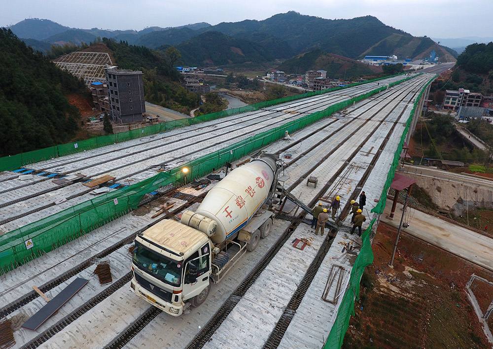 1—9月全國新開工高速公路和普通國省道項目299個