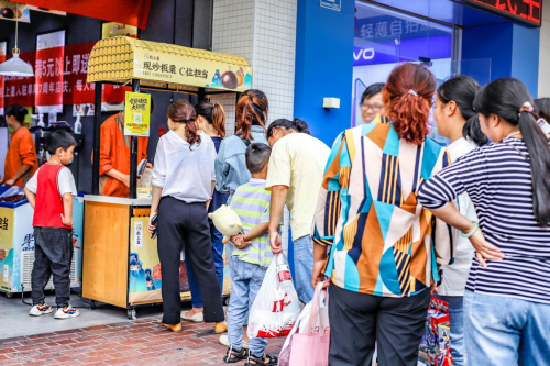 淺析粒上皇品牌年輕化，看傳統(tǒng)零食品牌如何玩轉(zhuǎn)“炒作”文化