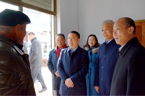 民建臨沂市委“迎新春·送溫暖”活動走進李莊鎮(zhèn)