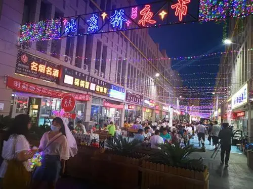 新疆昌吉州夜間經(jīng)濟(jì)“喚醒”城市活力