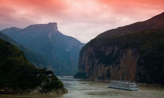 三峽大壩旅游區(qū)恢復對外開放