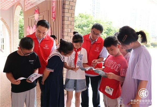 普法進(jìn)校園 “香溢伴成長(zhǎng)