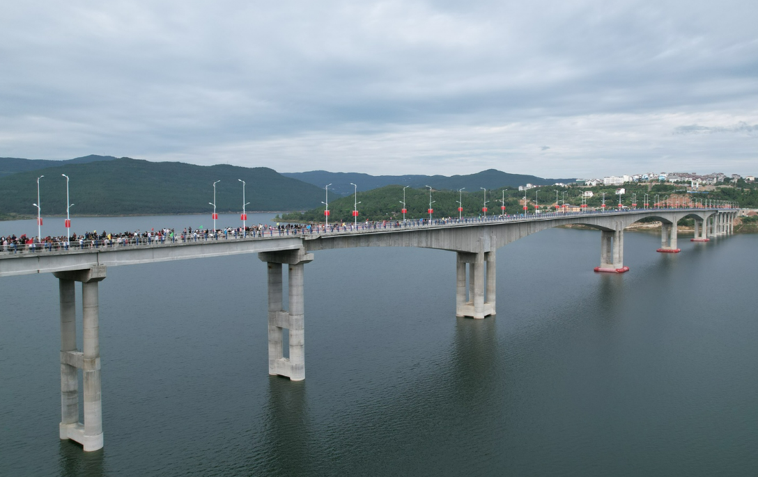 川東北地區(qū)“渡改橋”工程南流嘉陵江大橋建成通車