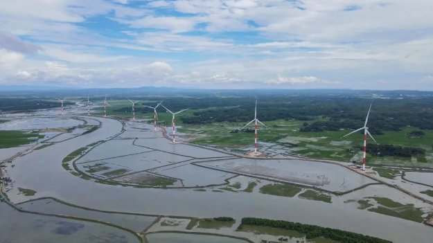 國家電投投資承建的孟加拉國首個集中式風電項目并網(wǎng)發(fā)電