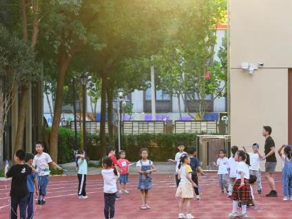 教育部：規(guī)范社會事務進校園 為中小學教師減負