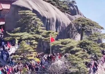 多地景區(qū)實施門票“免減優(yōu)”政策 多元化經(jīng)營模式開辟營收“新賽道”