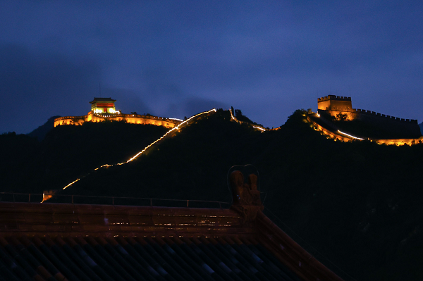 新吉奧房車(chē)閃耀“長(zhǎng)城之夜” ——From the Great Wall, to the Great Outdoor