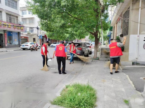 湖北黃梅：奉獻(xiàn)靚扮梅城，志愿獻(xiàn)禮祖國(guó)